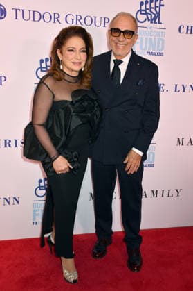 NEW YORK, NY - OCTOBER 5: Emilio Estefan and Gloria Estefan at the 41st Annual Great Sports Legends Dinner on October 5, 2026 at the New York Hilton in New York City. Copyright: xmpi099 MediaPunchx
