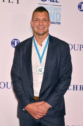 NEW YORK, NY - OCTOBER 5: Rob Gronkowski at the 41st Annual Great Sports Legends Dinner on October 5, 2026 at the New York Hilton in New York City. Copyright: xmpi099 MediaPunchx