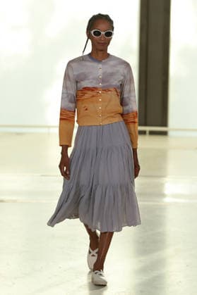 PFW - Agnes B Runway A model walks the runway during the Agnes B Womenswear Spring Summer 2027 show as part of the Paris Fashion Week on October 5, 2026 in Paris, France. Photo by Alain-Gil Gonzalez ABACAPRESS.COM Paris France  Copyright: xGonzalezxAlain-Gil ABACAx