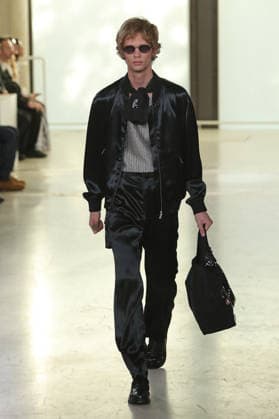 PFW - Agnes B Runway A model walks the runway during the Agnes B Womenswear Spring Summer 2027 show as part of the Paris Fashion Week on October 5, 2026 in Paris, France. Photo by Alain-Gil Gonzalez ABACAPRESS.COM Paris France  Copyright: xGonzalezxAlain-Gil ABACAx