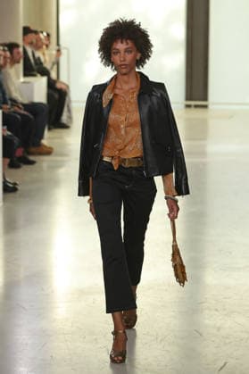 PFW - Agnes B Runway A model walks the runway during the Agnes B Womenswear Spring Summer 2027 show as part of the Paris Fashion Week on October 5, 2026 in Paris, France. Photo by Alain-Gil Gonzalez ABACAPRESS.COM Paris France  Copyright: xGonzalezxAlain-Gil ABACAx