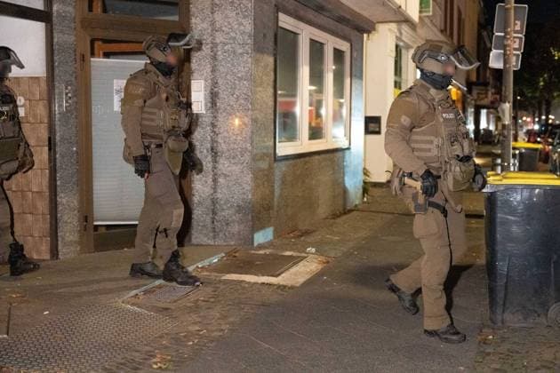 SEK Operation in Waltrop: Special Forces Search Apartment at Dortmunder Straße 7aIMG 0575860 SEK Operation in Waltrop: Special Forces Search Apartment on Dortmunder StraßeNorth Rhine-Westphalia, Waltrop, Germany Copyright: 7aktuell.dex xMarcxGruber 0575860 20261006_7a_sekwaltropdortmunder_575860