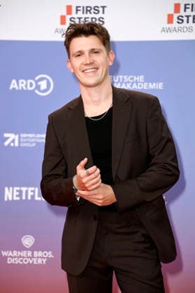 Lennart Betzgen at the 27th First Steps Awards ceremony in 2026 at the Theater des Westens in Berlin, October 5, 2026 Foto:xN.xKubelkax xFuturexImagex first_steps_6079