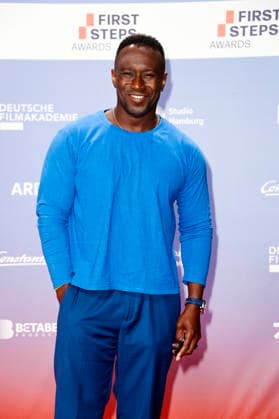 Jerry Kwarteng at the 27th First Steps Awards ceremony in 2026 at the Theater des Westens in Berlin, October 5, 2026 Foto:xN.xKubelkax xFuturexImagex first_steps_6228