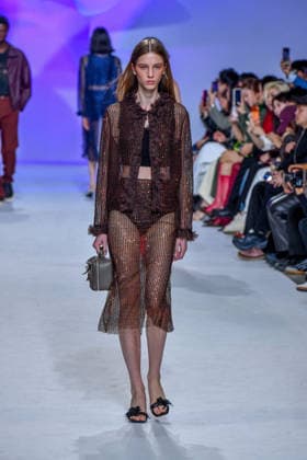 PFW - Shiatzy Chen Runway A model walks the runway during the Shiatzy Chen Womenswear Spring Summer 2027 show as part of Paris Fashion Week on October 05, 2026 in Paris, France. Photo by Shootpix ABACAPRESS.COM Paris France  Copyright: xShootpix ABACAx