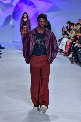 PFW - Shiatzy Chen Runway A model walks the runway during the Shiatzy Chen Womenswear Spring Summer 2027 show as part of Paris Fashion Week on October 05, 2026 in Paris, France. Photo by Shootpix ABACAPRESS.COM Paris France  Copyright: xShootpix ABACAx