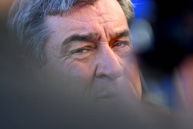 Markus SOEDER, Minister-President of Bavaria and CSU Chairman, single image, cropped single subject, portrait,Portrait: Markus SOEDER, Minister-President of Bavaria and CSU Chairman, visits the Sport Elementary School on Margare