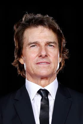 Star Tom Cruise attends the Digger Japan premiere on October 6, 2026, in Tokyo, Japan. The duo met with enthusiastic fans and signed autographs on the red carpet in the heart of Tokyo s Ginza district.  aflo_353758991