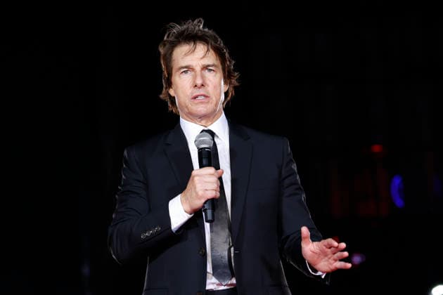Star Tom Cruise speaks during the Digger Japan premiere on October 6, 2026, in Tokyo, Japan. The duo met with enthusiastic fans and signed autographs on the red carpet in the heart of Tokyo s Ginza district.  aflo_353758995