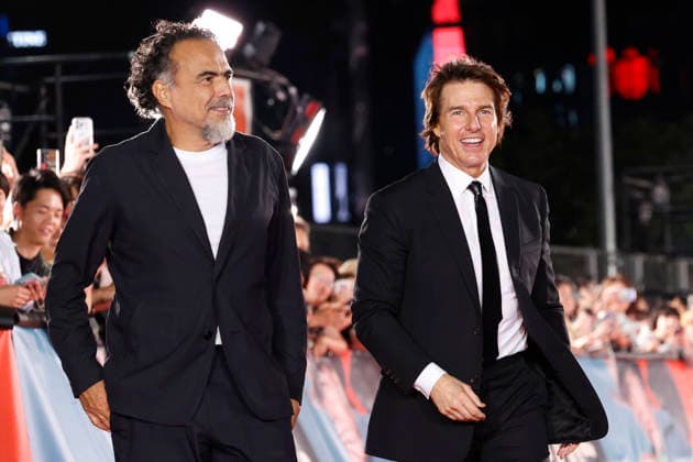 (L to R) Director Alejandro Gonzalez Inarritu and actor Tom Cruise attend the Digger Japan premiere on October 6, 2026, in Tokyo, Japan. The duo met with enthusiastic fans and signed autographs on the red carpet in the heart of Tokyo s Ginza district.  aflo_353758980
