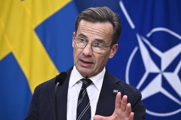 STOCKHOLM, SWEDEN 20261006 Prime Minister Ulf Kristersson (M) holds a press briefing on the security situation together with Foreign Minister Maria Malmer Stenergard (M), Defense Minister Pal Jonson (M), and Minister of Justice Gunnar Strömmer (M) (not pictured). STOCKHOLM, SWEDEN x10080x  Copyright: xFredrikxSandberg TTx REGERINGEN OM SÄKERHETSLÄGET cuyB0dzZD9s