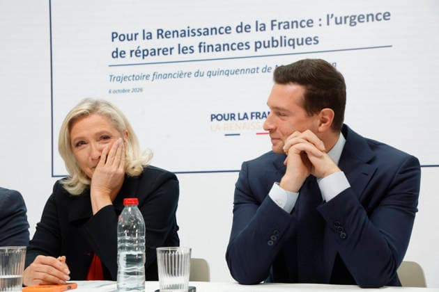 Marine Le Pen and Jordan Bardella Press Conference - Paris Head of the Parliamentary group and candidate for the 2027 Presidential election Marine Le Pen, President of French far-right Rassemblement National (RN) party Jordan Bardella and Jean-Philippe Tanguy, economy expert during a press conference in Paris, France on October 6 2026. Photo by Henri Szwarc ABACAPRESS.COM Paris France  Copyright: xSzwarcxHenri ABACAx