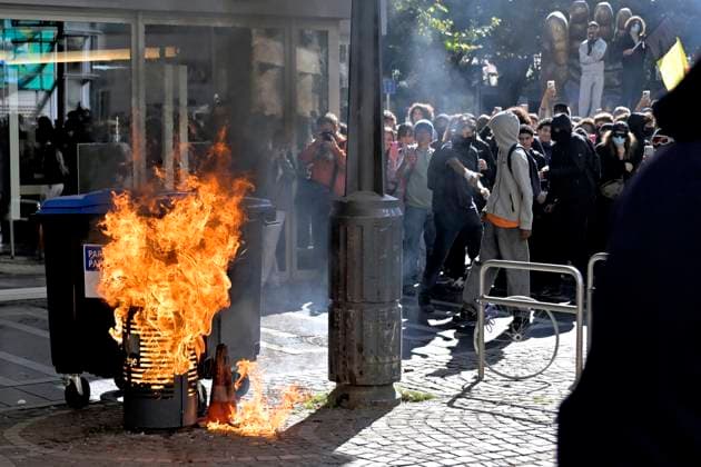 Student protest in Liege on 06 10 2026 LIEGE, BELGIUM - OCTOBER 06 : Students protest against the ministerial reform on September on October 6, 2026 in Liege, Belgium, 06 10 2026 ( Liege Belgium  Copyright: xSesx