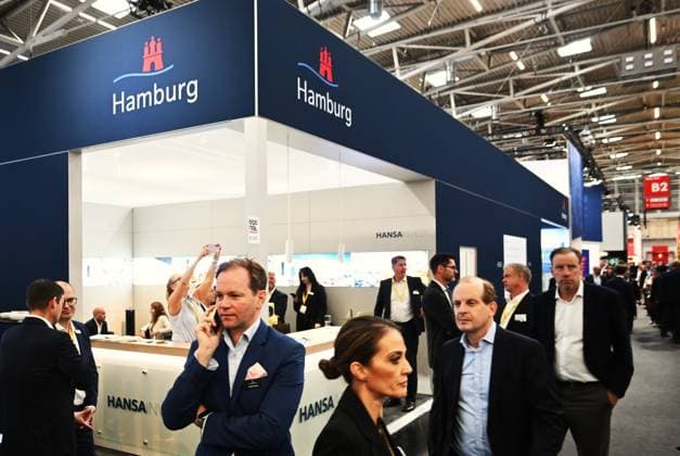 EXPO REAL 2026 is currently taking place at the Messe München exhibition grounds. It is Europe s largest international trade fair for real estate, investment, and infrastructure. Photo: Hamburg booth