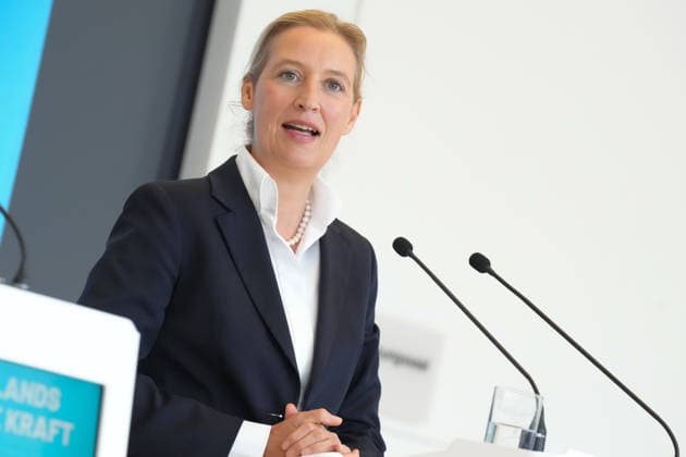 Press conference by the AfD chairwoman ahead of the parliamentary group meeting: Alice Weidel, AfD, pictured during a press statement ahead of the AfD parliamentary group meeting in the German Bundestag, Berlin, October 6, 2026, Berlin, Berlin, Germany