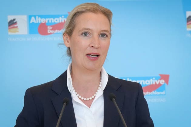 Press conference by the AfD chairwoman ahead of the parliamentary group meeting: Alice Weidel, AfD, pictured during a press statement ahead of the AfD parliamentary group meeting in the German Bundestag, Berlin, October 6, 2026, Berlin, Berlin, Germany