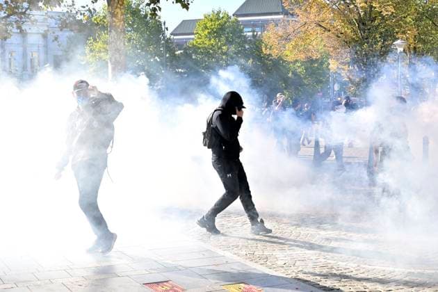 Student protest in Liege on 06 10 2026 LIEGE, BELGIUM - OCTOBER 06 : Students protest against the ministerial reform on September on October 6, 2026 in Liege, Belgium, 06 10 2026 ( Liege Belgium  Copyright: xSesx