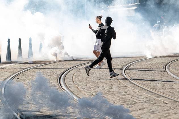 Lot of smoke during incidents as students gather outside several schools in Liege during a protest against education reforms and budget cuts, on Tuesday 6 October 2026. Yesterday police arrested 16 people after the protests turned violent. The protests in French-speaking Belgium have been ongoing for months, following a series of reforms and budget cuts introduced by the French Community Government.  JONASxROOSENS 188912165