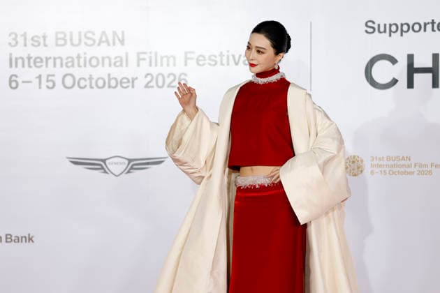 stars gather at busan international film festival in south korea Chinese actress Fan Bingbing poses for photographs during a photocall ahead of the opening ceremony of the 31st Busan International Film Festival (BIFF) at the Busan Cinema Center in Busan, South Korea, on October 06, 2026. Busan South Korea  Copyright: xMatrixxImages JungxUi-Chelx