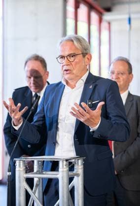 THURINGIA STATE GOVERNMENT HOLDS ITS F Copyright: SaschaxFromm doc87ww85s3zyq1gsp2zb44 ,EDITORIAL USE ONLY Copyright: SaschaxFromm