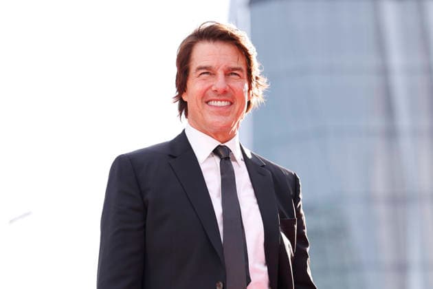 Star Tom Cruise poses for photos at the Digger Japan premiere on October 6, 2026, in Tokyo, Japan. Tom Cruise met with enthusiastic fans and signed autographs on the red carpet in the heart of Tokyo s Ginza district.  aflo_353718309