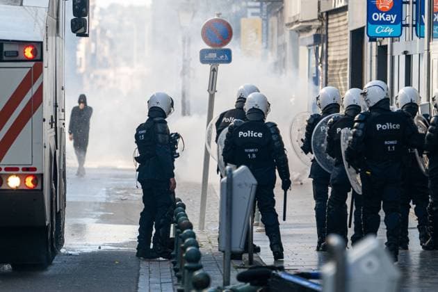 Riot police is seen in a cloud of teargas as students gather outside several schools in Liege during a protest against education reforms and budget cuts, on Tuesday 6 October 2026. Yesterday police arrested 16 people after the protests turned violent. The protests in French-speaking Belgium have been ongoing for months, following a series of reforms and budget cuts introduced by the French Community Government.  JONASxROOSENS 188939157