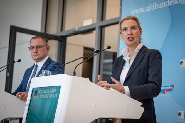 Tino Chrupalla, AfD Party and Parliamentary Group Leader, with Alice Weidel, AfD Party and Parliamentary Group Leader; press statement by the two AfD party leaders and parliamentary group leaders before the start of the parliamentary group meeting in the German Bundestag, Berlin, Germany, Bundestag