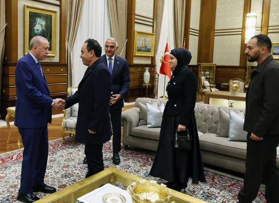 Turkish President Recep Tayyip Erdogan ANKARA, TURKIYE - OCTOBER 6 : (----EDITORIAL USE ONLY - MANDATORY CREDIT - TURKISH PRESIDENCY MURAT CETINMUHURDAR HANDOUT - NO MARKETING NO ADVERTISING CAMPAIGNS - DISTRIBUTED AS A SERVICE TO CLIENTS----) Turkish President Recep Tayyip Erdogan receives the family of Hind Rajab, a six-year-old Palestinian girl killed in an Israeli attack while trapped in a car in Gaza, at the Presidential Complex in Ankara, Turkiye on October 6, 2026. TUR Presidency Murat Cetinmuhurdar Anadolu Ankara Turkey. Editorial use only. Please get in touch for any other usage.  Copyright: x2026xAnadoluxTURxPresidency MuratxCetinmuhurdarx