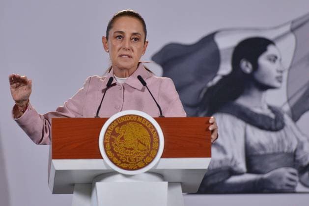 October 6, 2026: TO-45365-MEXICO , June 10, 2026. Mexican President Claudia Sheinbaum spoke about the increase in health clinics and national policy during the "People& 039;s Conference" at the National Palace in Mexico City. Clasos.com.mx - ZUMAcs4_ 20261006_faa_cs4_060 Copyright: xJavierxLiraxOterox