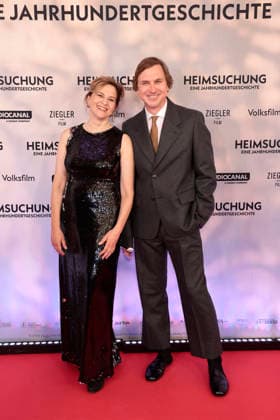 Martina Gedeck and Lars Eidinger at the premiere of *Heimsuchung* on October 6, 2026, at Kino International in Berlin Martina Gedeck and Lars Eidinger attend the premiere of *Heimsuchung: The Beloved* at Kino International on October 6, 2026, in Berlin, Germany. Heimsuchung film premiere in Berlin