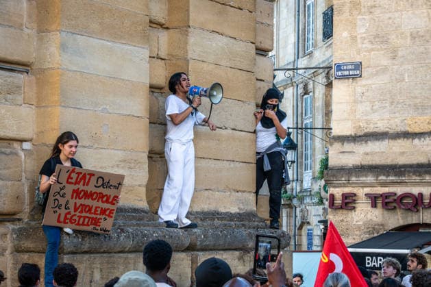 October 6, 2026, Bordeaux, Nouvelle-Aquitaine, France: On October 6, 2026, nearly 9,000 people march through Bordeaux. Initially called around social demands, the demonstration takes on a strong high school student character as large numbers of young people join. Bordeaux France - ZUMAh207 20261006_zip_h207_012 Copyright: xFabricexHebertx