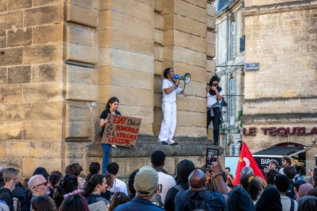 October 6, 2026, Bordeaux, Nouvelle-Aquitaine, France: On October 6, 2026, nearly 9,000 people march through Bordeaux. Initially called around social demands, the demonstration takes on a strong high school student character as large numbers of young people join. Bordeaux France - ZUMAh207 20261006_zip_h207_015 Copyright: xFabricexHebertx
