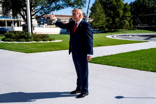 October 6, 2026, Washington, District Of Columbia, USA: United States President Donald J Trump waves to Gold Star Families before boarding Marine One on the South Lawn of the White House in Washington, DC, USA, on Tuesday, October 6, 2026. The President is going to Baltimore, Maryland to deliver remarks at Anduril Industries, a tech company that builds robotic weapons and software for the military Washington USA - ZUMAs152 20261006_faa_s152_027 Copyright: xBonniexCashx-xPoolxviaxCNPx
