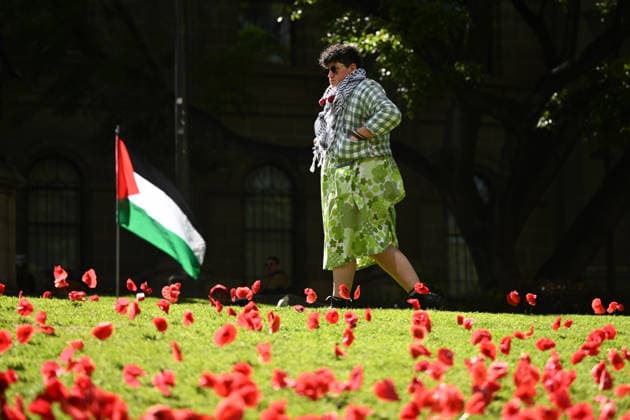 PRO-PALESTINE VIGIL, Pro-Palestine protestors hold a vigil for Gaza at the State Library Victoria in Melbourne, Wednesday, October 7, 2026. ( NO ARCHIVING MELBOURNE VICTORIA Australia  Copyright: xJOELxCARRETTx 20261007176669667484