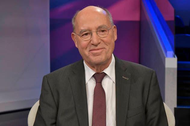 Gregor Gysi on the ARD talk show *maischberger* at the studio in Berlin-Adlershof, Berlin, October 6, 2026 Foto:xM.xBehrensx xFuturexImagex maischberger0610_6032