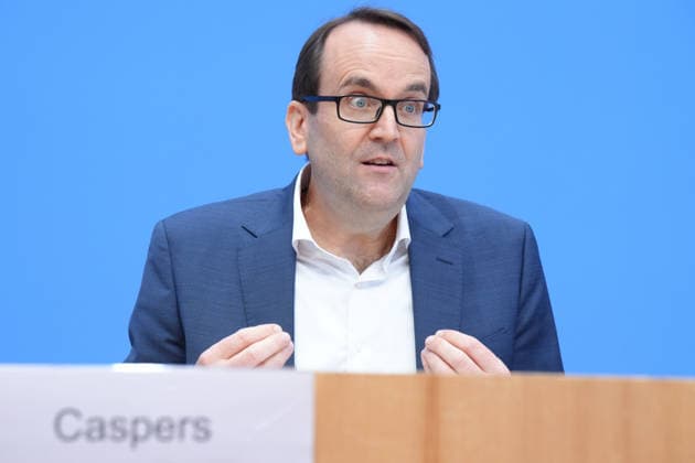 Federal Press Conference: Presentation of the Study on Artificial Intelligence Security in the German Economy. A Profile of Thomas Caspers at the Presentation of the Study on Artificial Intelligence Security in the German Economy: Risks, AI Security Incidents, and Protective Measures at the Federal Press Conference, Berlin, October 7, 2026, Berlin, Germany