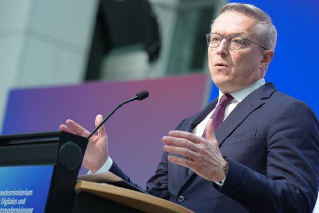 Statement by the Federal Minister for Digital Affairs on Government Modernization: Dr. Karsten Wildberger, Minister for Digital Affairs, pictured as he delivers his statement on the Cabinet’s decision regarding the report on one year of government modernization, Berlin, October 7, 2026, Berlin, Berlin, Germany