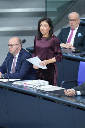 German Bundestag, 98th Plenary Session: Katherina Reiche, Federal Minister for Economic Affairs and Energy, answers questions from members of parliament from her seat on the government bench during the questioning of the federal government at the 98th session of the German Bundestag in Berlin, October 7, 2026, Berlin, Germany