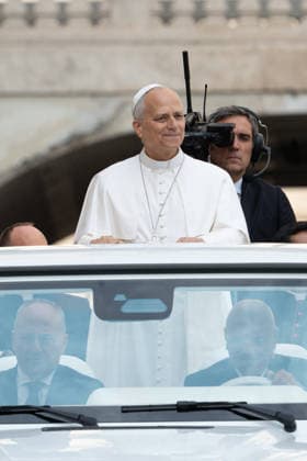 His Holiness Pope Leo Xiv Attends a Weekly General Audience at St Peter s Square in The Vatican Pope Leo XIV Rome 7 October 2026 His Holiness Pope Leo XIV attends a weekly general audience at St Peter s Square in The Vatican Vatican City on October 7, 2026. Photo by Andrea Bracaglia ABACAPRESS.COM Vatican City Vatican City Vatican (or Holy See)  Copyright: xBracagliaxAndrea ABACAx