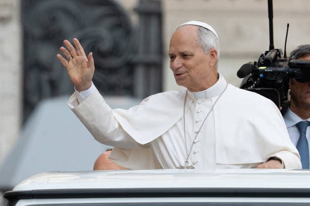 His Holiness Pope Leo Xiv Attends a Weekly General Audience at St Peter s Square in The Vatican Pope Leo XIV Rome 7 October 2026 His Holiness Pope Leo XIV attends a weekly general audience at St Peter s Square in The Vatican Vatican City on October 7, 2026. Photo by Andrea Bracaglia ABACAPRESS.COM Vatican City Vatican City Vatican (or Holy See)  Copyright: xBracagliaxAndrea ABACAx