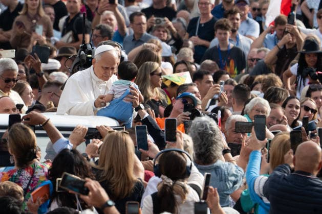 His Holiness Pope Leo Xiv Attends a Weekly General Audience at St Peter s Square in The Vatican Pope Leo XIV Rome 7 October 2026 His Holiness Pope Leo XIV attends a weekly general audience at St Peter s Square in The Vatican Vatican City on October 7, 2026. Photo by Andrea Bracaglia ABACAPRESS.COM Vatican City Vatican City Vatican (or Holy See)  Copyright: xBracagliaxAndrea ABACAx