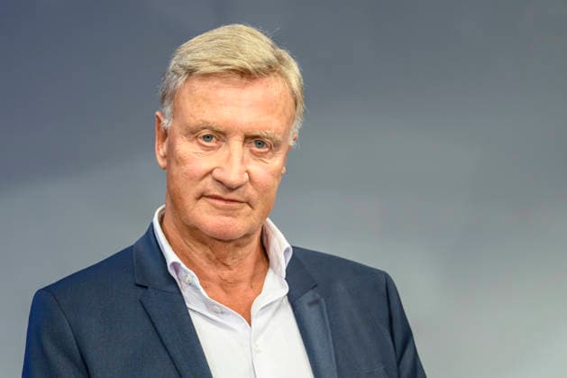 Pictured, from left: Ole von Beust, CDU, former First Mayor of Hamburg, GER, Berlin, studio, guest on Maischberger, political talk show, TV, program, with host Sandra Maischberger, Das Erste, from Adlershof, Am Studio 20, October 7, 2026, Copyright: HMBxMedia UwexKoch