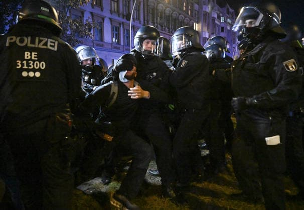 Police in Berlin intervened in demonstrations in support of Palestinians BERLIN, GERMANY - OCTOBER 7: German police detain a protestor during a pro-Palestinian demonstration in Berlin, Germany on October 7, 2026. More than a thousand demonstrators gathered at Oranien Square to protest Israeli attack on Gaza and marched toward Hermann Square before police broke up the rally near the Kottbusser Tor subway station, detaining numerous participants. Halil Sagirkaya Anadolu Berlin Germany. Editorial use only. Please get in touch for any other usage.  Copyright: x2026xAnadoluxHalilxSagirkayax