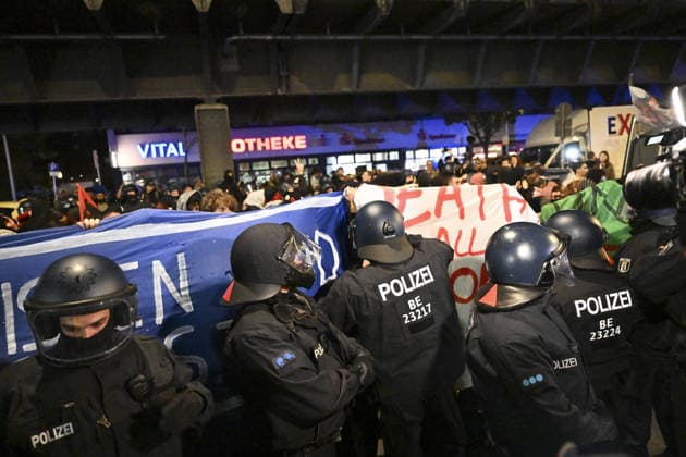 Police in Berlin intervened in demonstrations in support of Palestinians BERLIN, GERMANY - OCTOBER 7: German police intervene a pro-Palestinian demonstration in Berlin, Germany on October 7, 2026. More than a thousand demonstrators gathered at Oranien Square to protest Israeli attack on Gaza and marched toward Hermann Square before police broke up the rally near the Kottbusser Tor subway station, detaining numerous participants. Halil Sagirkaya Anadolu Berlin Germany. Editorial use only. Please get in touch for any other usage.  Copyright: x2026xAnadoluxHalilxSagirkayax
