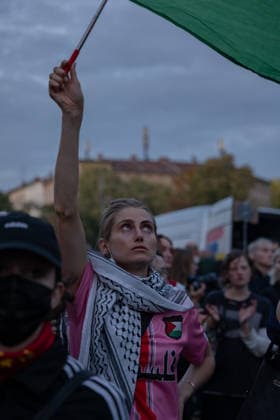 October 7, 2026, Berlin, Germany: Hundereds of pro-palestinian protesters gather in Berlin, Germany, on October 7, 2026. This marks the three-year anniversary of the Hamas led border attacks in Southern Israel. Germany  - ZUMAj167 20261007_zip_j167_006 Copyright: xSvetxJacquelinex