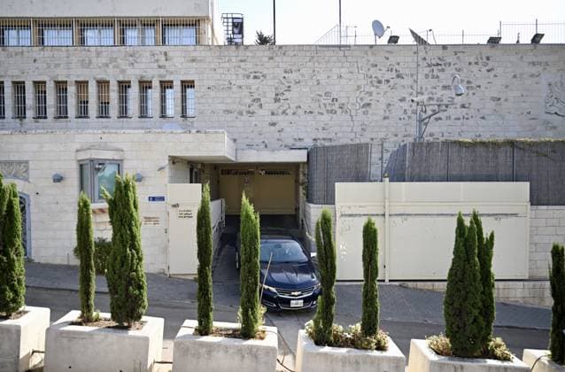 Israel suspends UK Consulate General s operations in East Jerusalem JERUSALEM - OCTOBER 8: Vehicles leave the British Consulate General after Israel suspends its operations in retaliation for Britain s decision to ban imports of products made in illegal Israeli settlements, in East Jerusalem on October 8, 2026. The decision comes amid escalating tensions between Israel and the United Kingdom over Israeli settlement policies. Mostafa Alkharouf Anadolu Jerusalem Israel. Editorial use only. Please get in touch for any other usage.  Copyright: x2026xAnadoluxMostafaxAlkharoufx