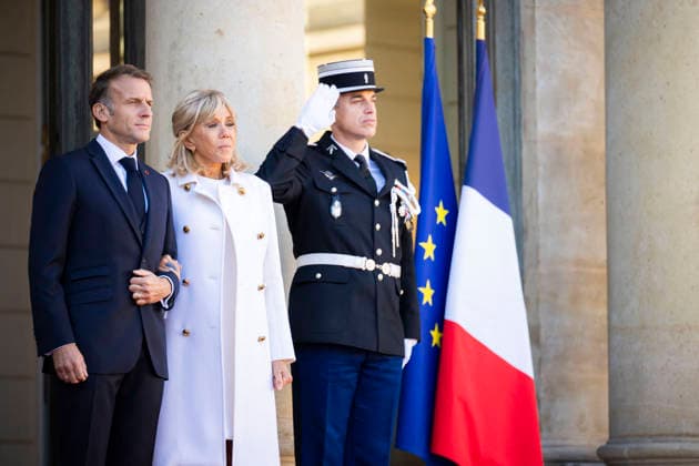French President Macron Welcomes Germany s President Steinmeier - Paris French President Emmanuel Macron and his wife Brigitte Macron welcomes Germany s President and his wife at the Elysee Palace in Paris on October 8, 2026. Photo by Eliot Blondet ABACAPRESS.COM Paris France France  Copyright: xBlondetxEliot ABACAx