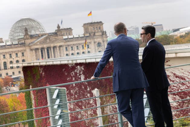 Chancellor Merz Welcomes British Prime Minister Burnham Germany, Berlin, October 8, 2026 Chancellor Friedrich Merz (CDU) welcomes Andrew Burnham, Prime Minister of the United Kingdom of Great Britain and Northern Ireland, on his inaugural visit to the Federal Chancellery