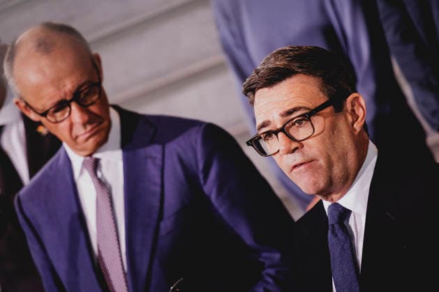 L R Friedrich Merz of the CDU, Chancellor of Germany, and Andrew Burnham, Prime Minister of the United Kingdom, photographed during a press conference in Berlin, October 8, 2026, Berlin, Germany Copyright: xFlorianxGaertnerx