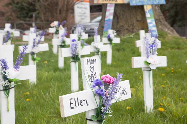 Coronavirus in Canada, 50 memorial crosses for victims of a nursing home in Toronto